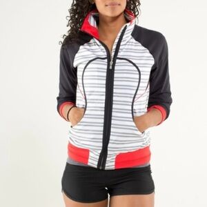 Lululemon Run: Track Attack Jacket Twin Stripe Black / Love Red 4